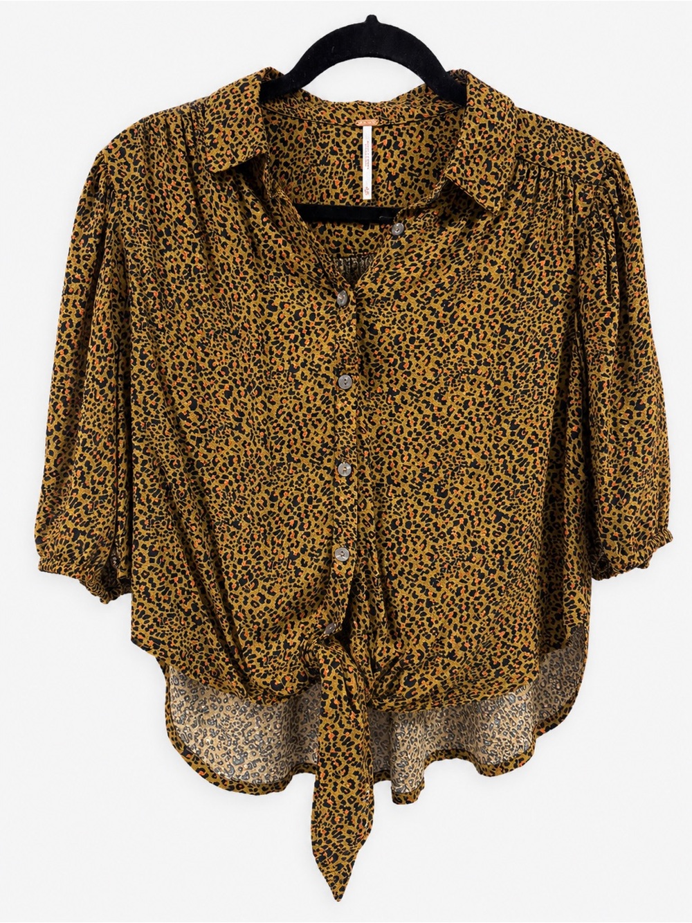 🍂🐆 FREE PEOPLE Leopard Print Tie Front Blouse – Size XS 🐆🍂 - Picture 2 of 4